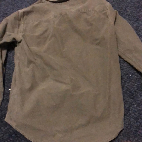 Olive green Abercrombie & Fitch button up - Picture 3 of 4